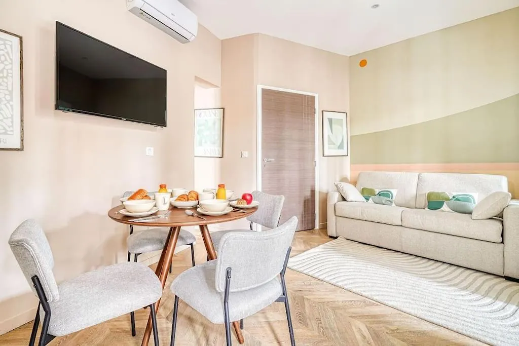 Appartement Proche Parc Monceau #Arcdetriomphe Paris